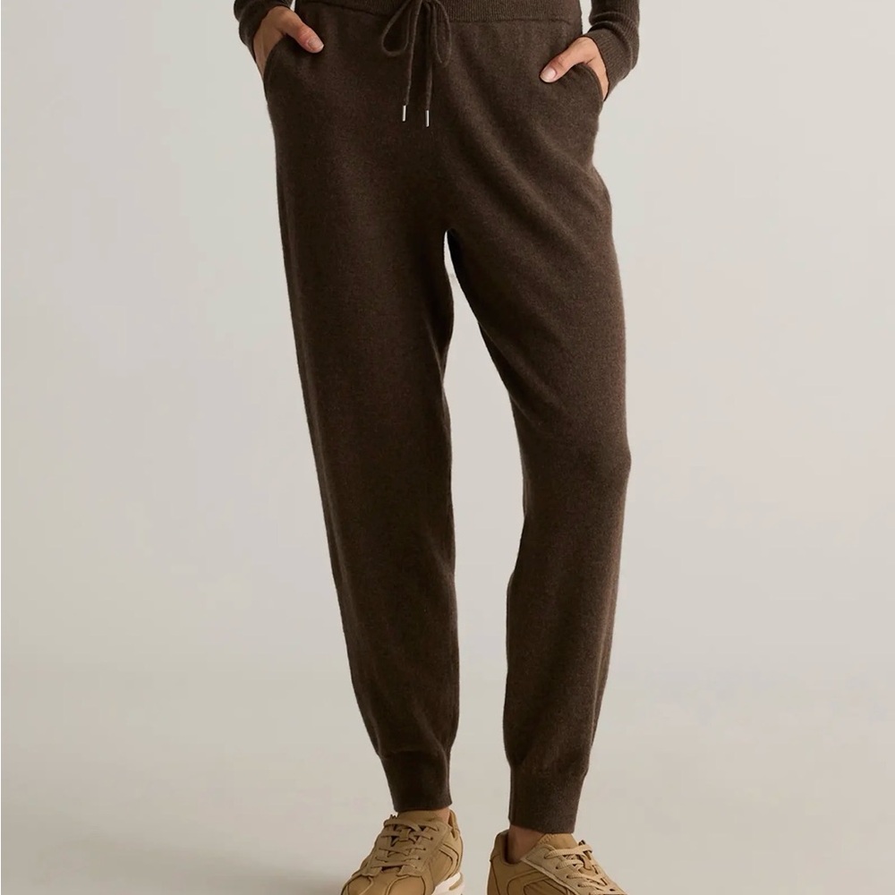Quince Dark Brown Joggers